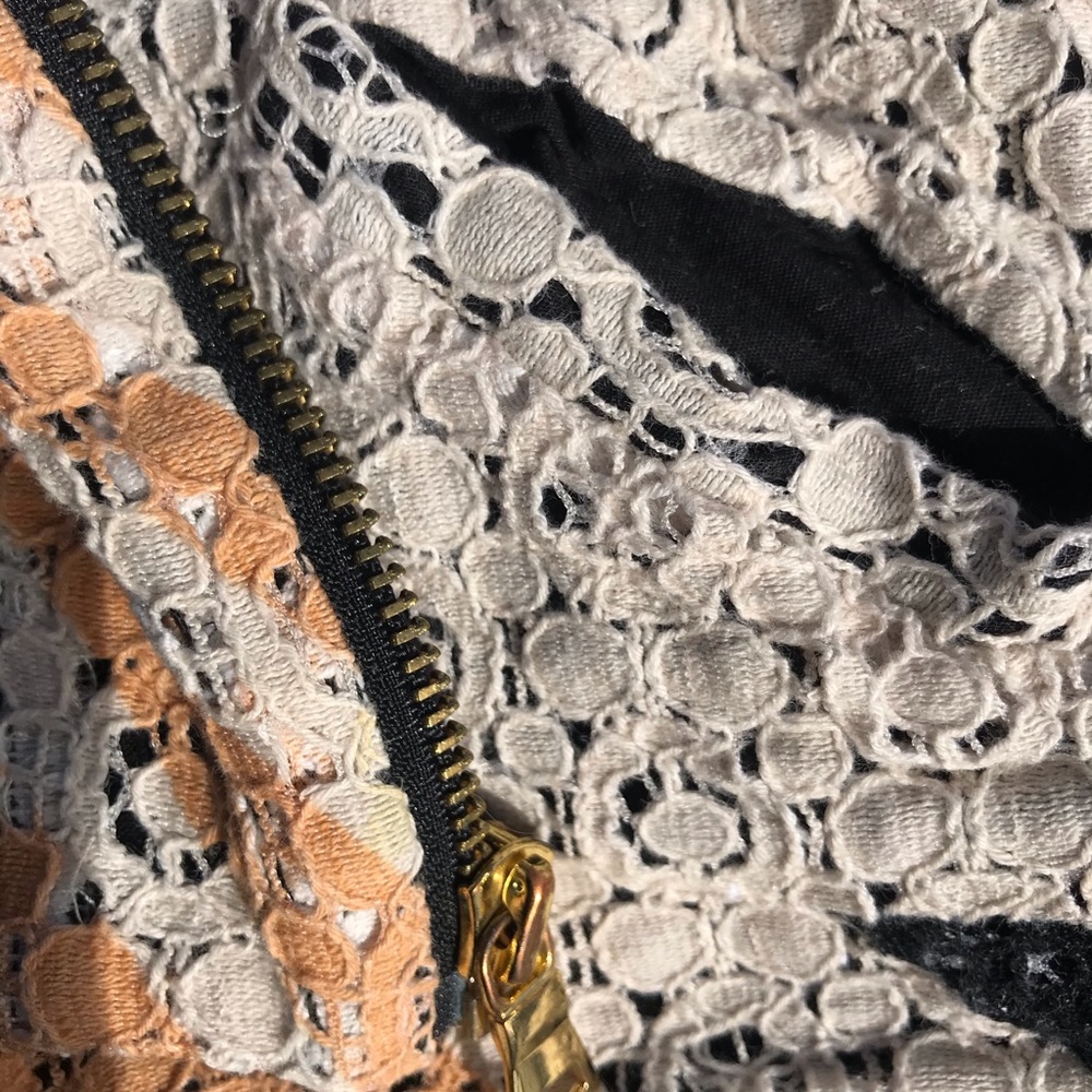 Retro Zip Up - Picture 6 of 6